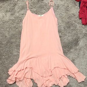 Super cute flowy dress